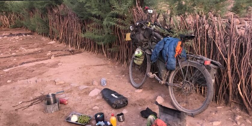 ¿Qué es y Por qué está de moda el Bikepacking? Consejos para Empezar 2